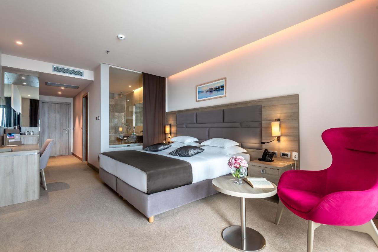 Hotel Plaza Duće Εξωτερικό φωτογραφία